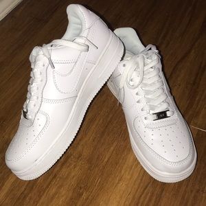 Nike airforce 1 White